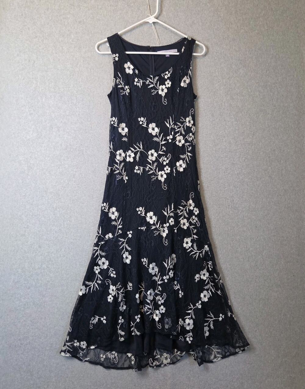 Luxe by Carmen Marc Valvo Blue Lace Floral Embroidery Dress Women's 8 Lined